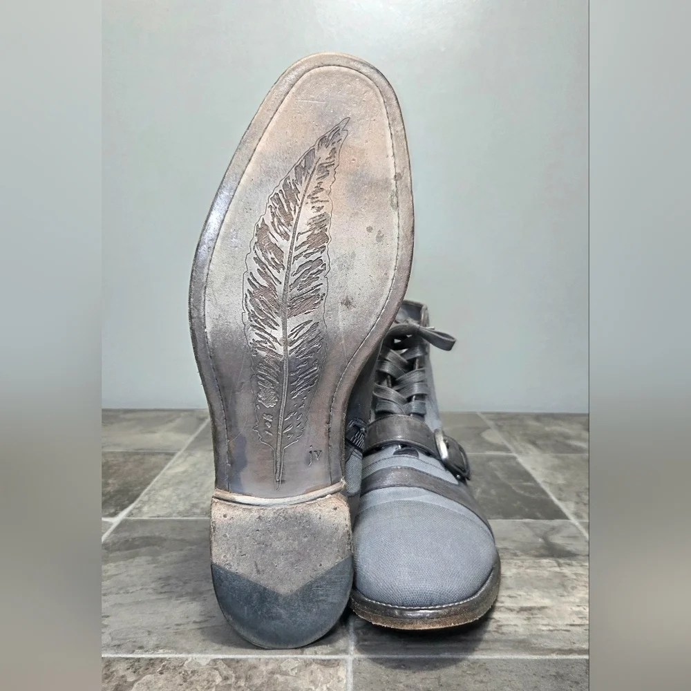 JOHN VARVATOS FLEETWOOD BUCKLE CRICKET LEATHER BOOTS.